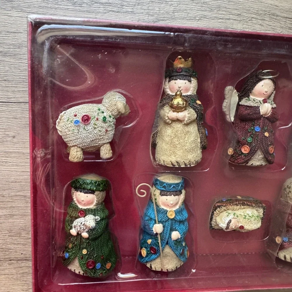 Hobby Lobby Nativity Set 10pc New Multicolor Faux Knit Resin Figurines HL9154473